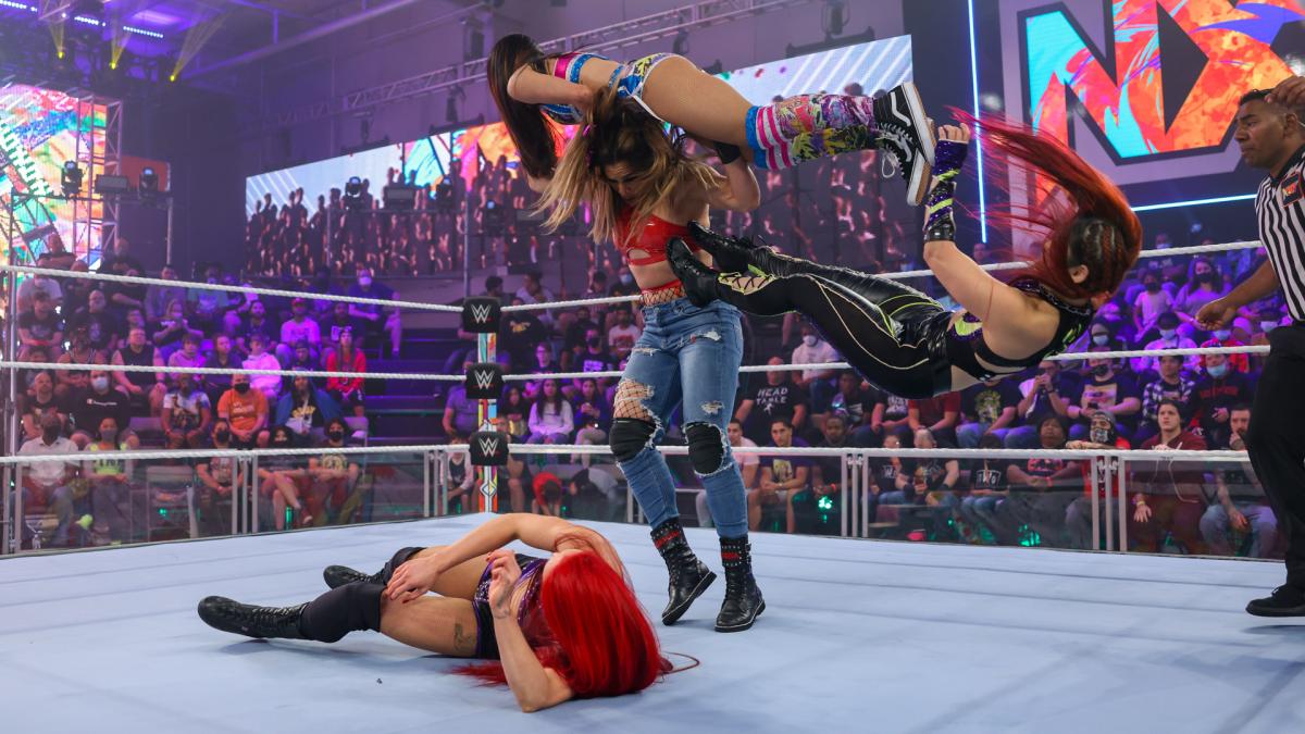 WWE NXT Results (12/28/21): Raquel Gonzalez & Cora Jade vs. Io Shirai & Kay Lee Ray