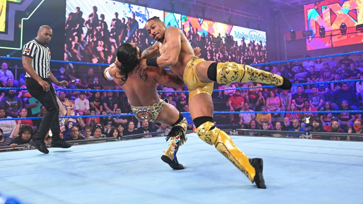 WWE NXT Results (4/19/22): Carmelo Hayes vs. Santos Escobar
